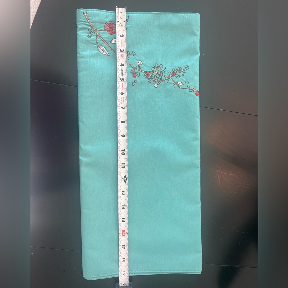NWT Lenox Chirp Turquoise Table Runner, 19x70 - Picture 5 of 13